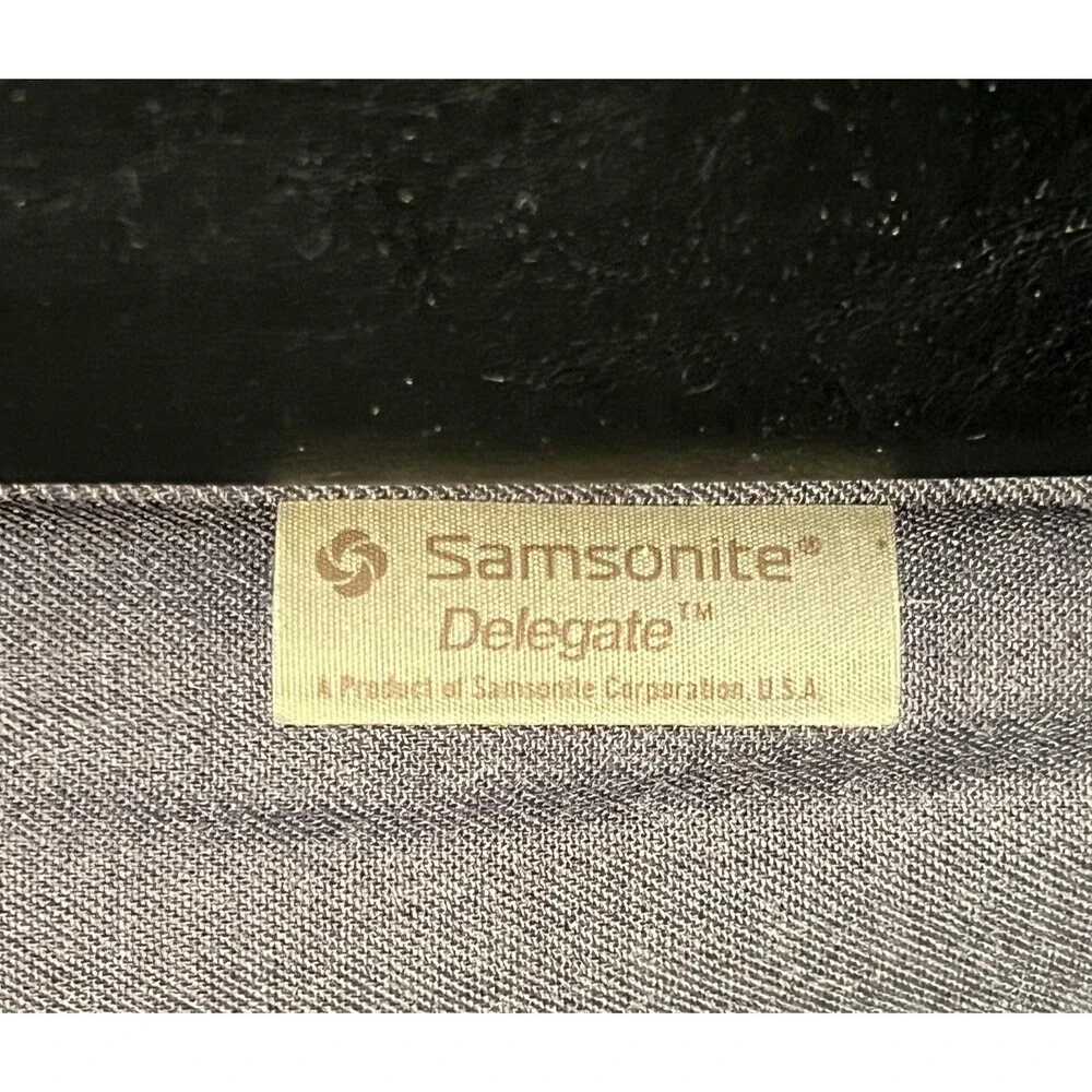 Vintage Samsonite Delegate Hard Shell Briefcase 18